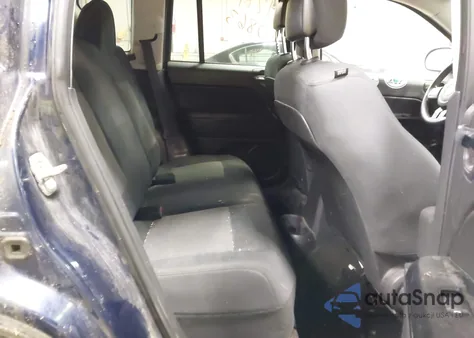 2014 Jeep Compass Sport z USA, uszkodzony, nr VIN 1C4NJDBB2ED808780